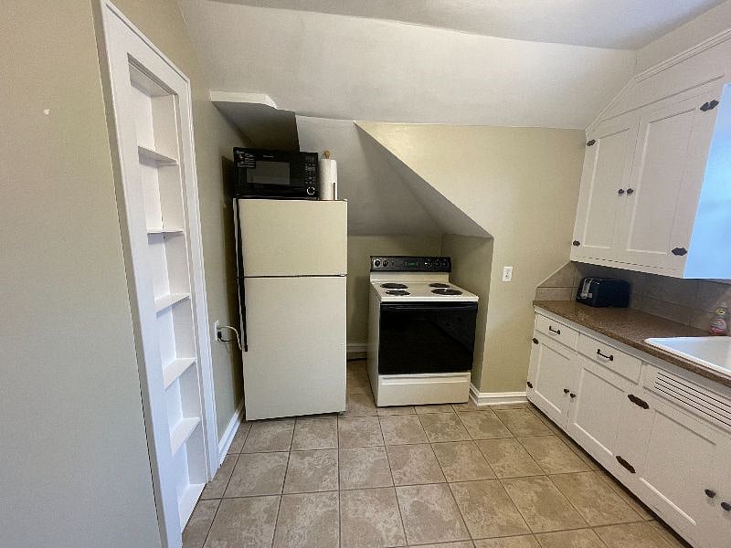 Furnished Finder property 552806_1 photo 4