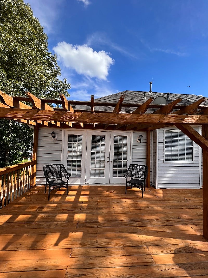 Master bedroom sitting outdoors