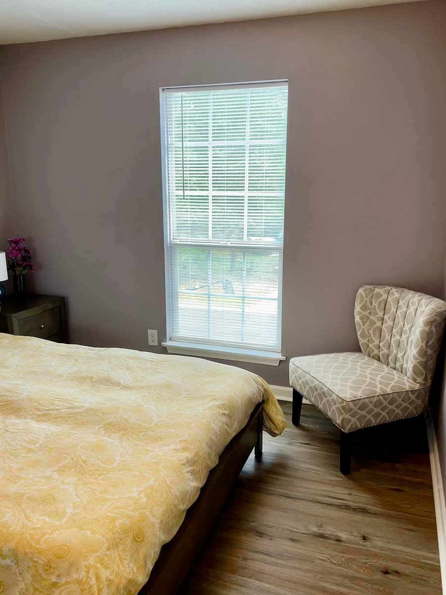 Guess bedroom
