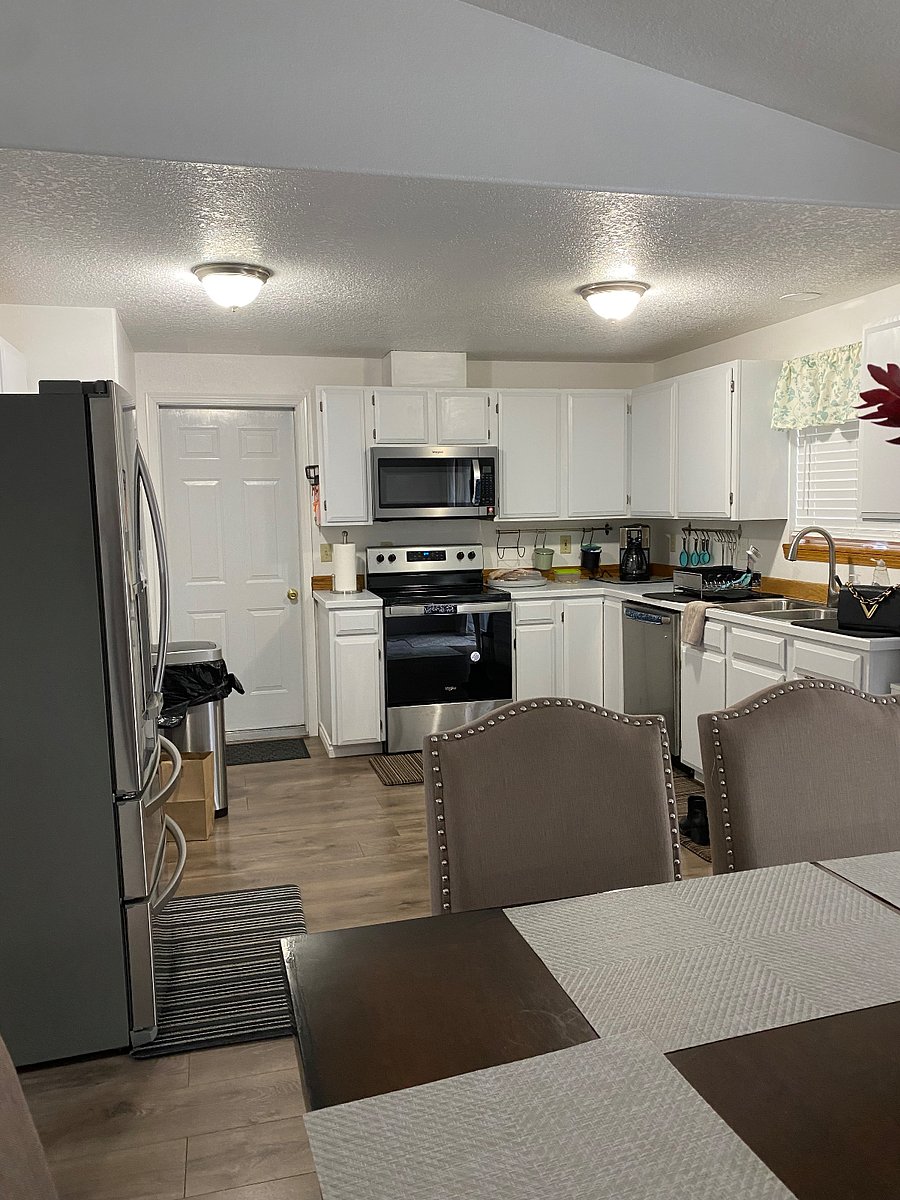 Furnished Finder property 552860_2 photo 8