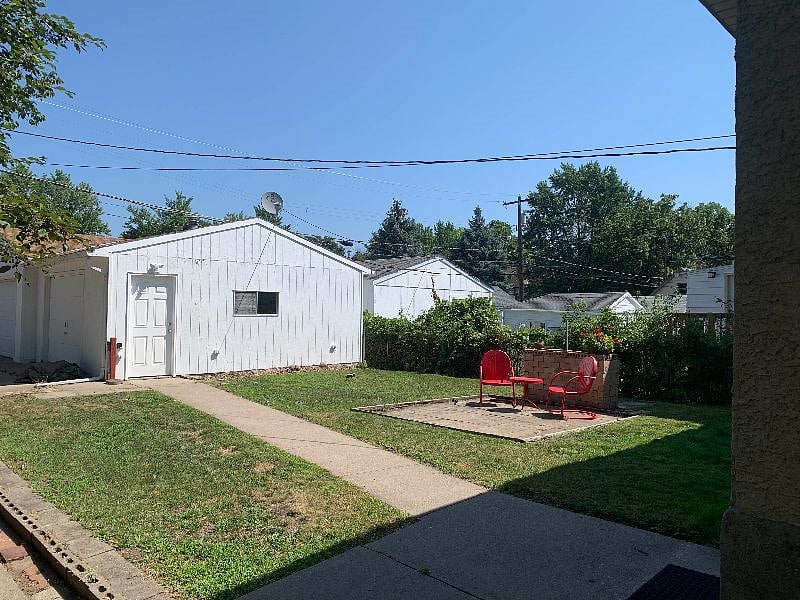 A private backyard provides plenty of room for outdoor enjoyment for both you and your pet.