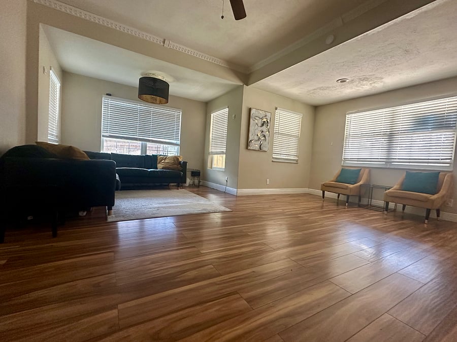 Furnished Finder property 552900_1 photo 4