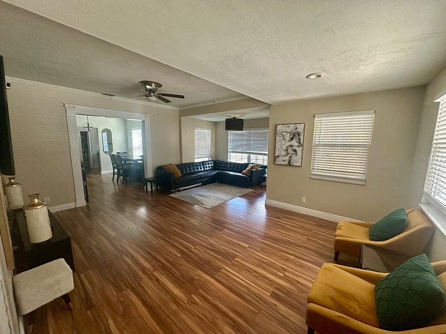 Furnished Finder property 552900_1 photo 3
