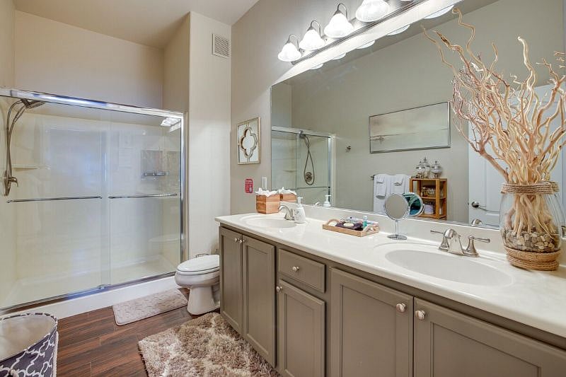 Furnished Finder property 552962_1 photo 6