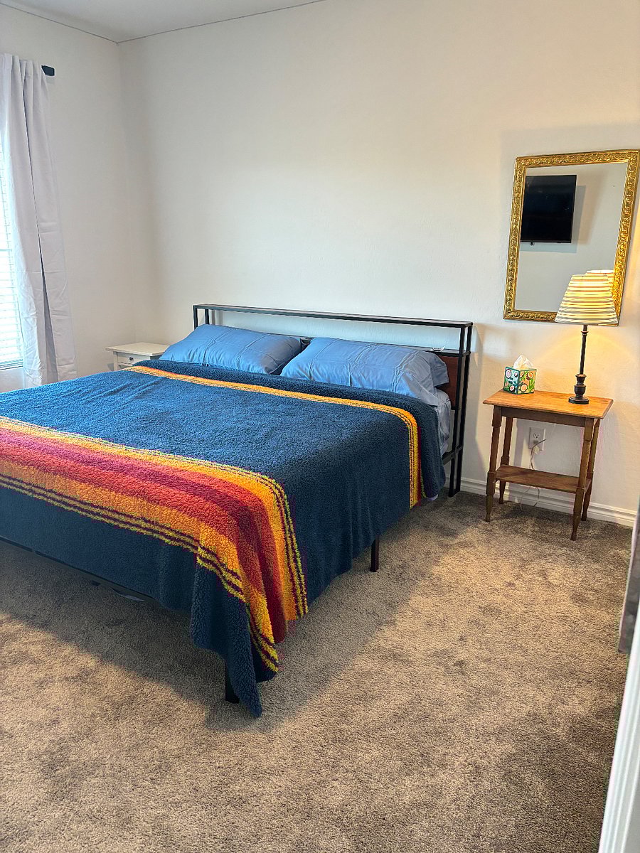 Furnished Finder property 552977_1 photo 2