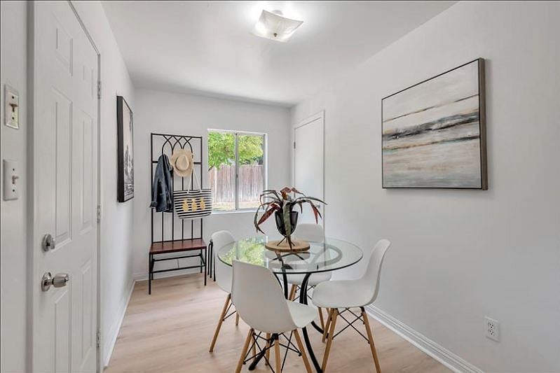 Furnished Finder property 552992_2 photo 14