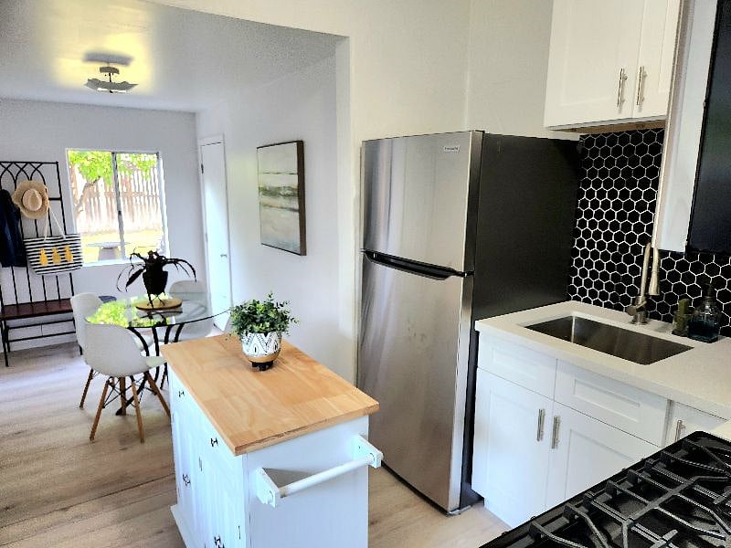 Furnished Finder property 552992_2 photo 21