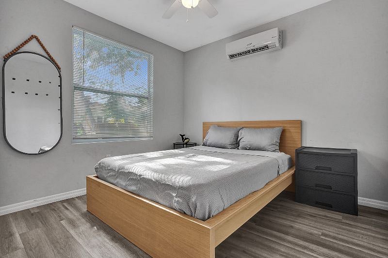 Furnished Finder property 552995_1 photo 12