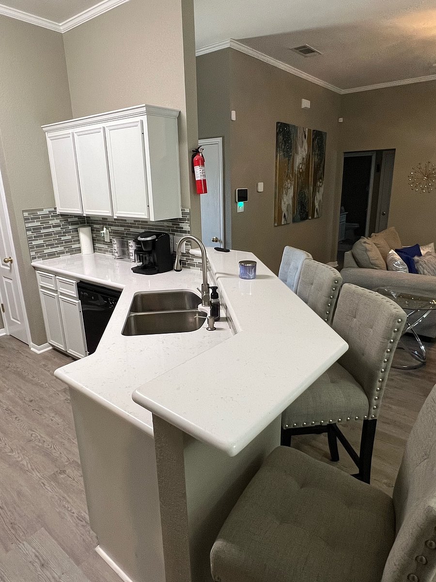 Furnished Finder property 553001_1 photo 7