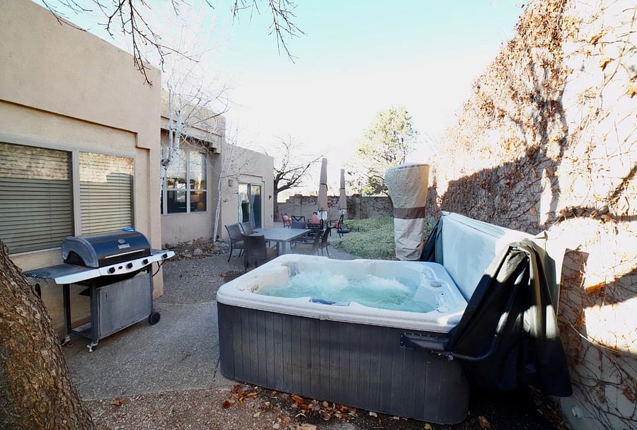Furnished Finder property 553003_1 photo 24