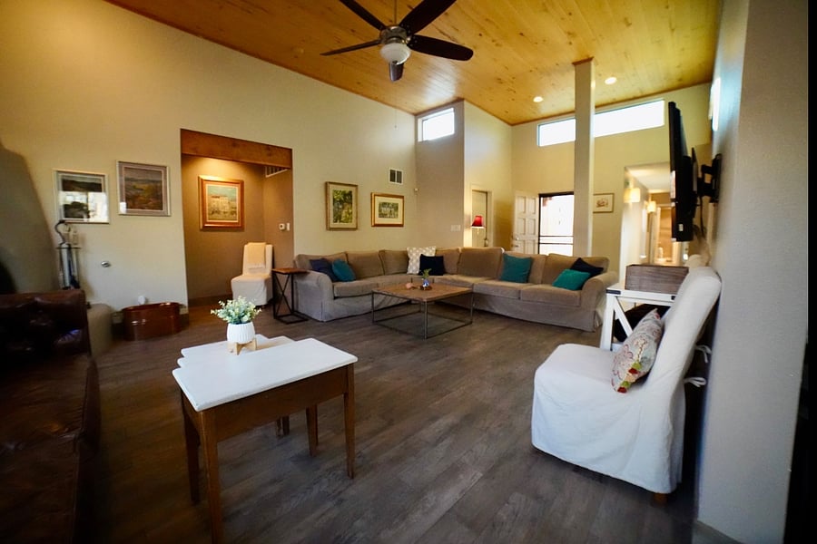 Furnished Finder property 553003_1 photo 7