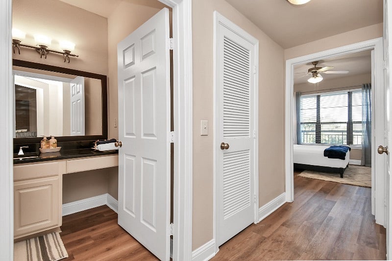 Furnished Finder property 553036_1 photo 33