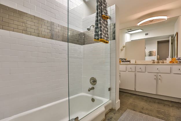 Furnished Finder property 553059_1 photo 32