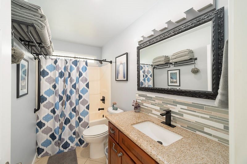 Full bathroom