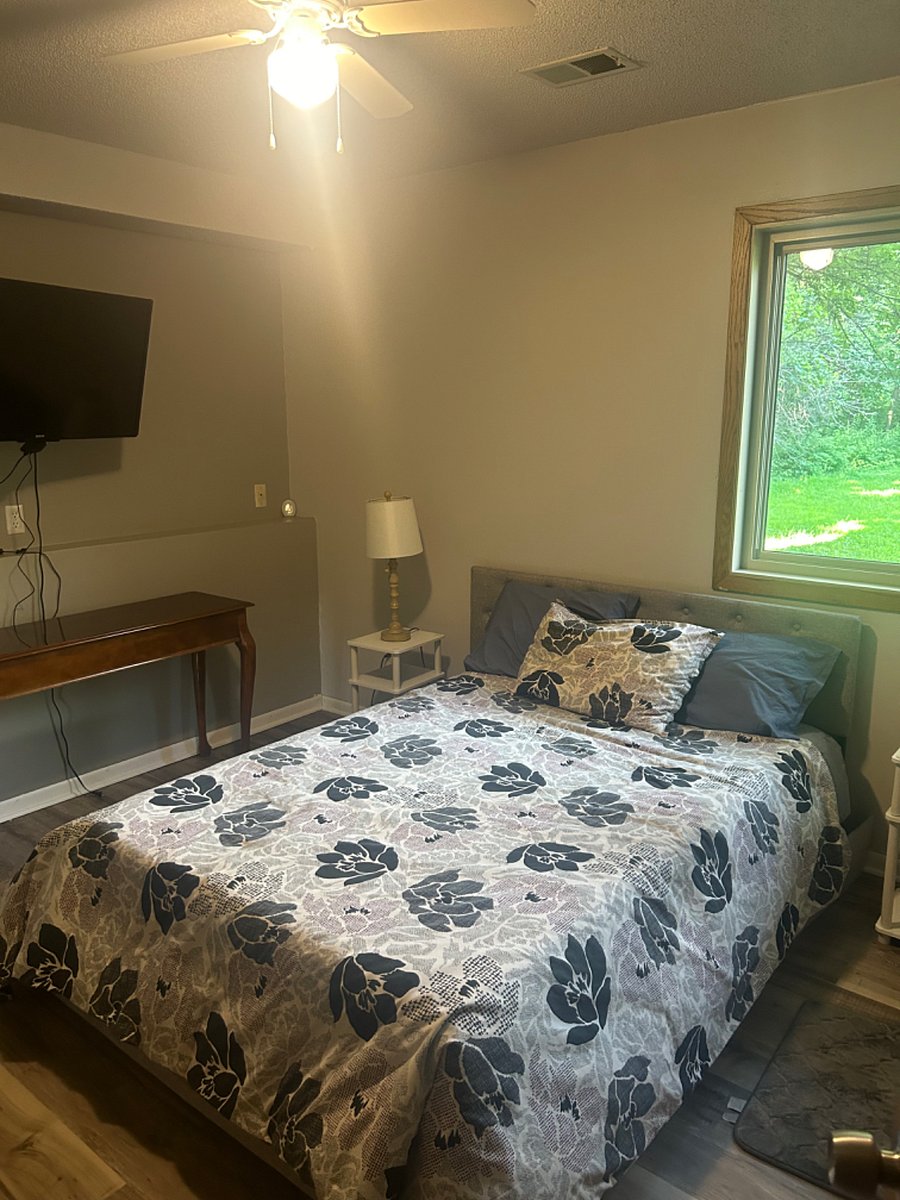 Nice size fully furnished with Queen size bed & closet,