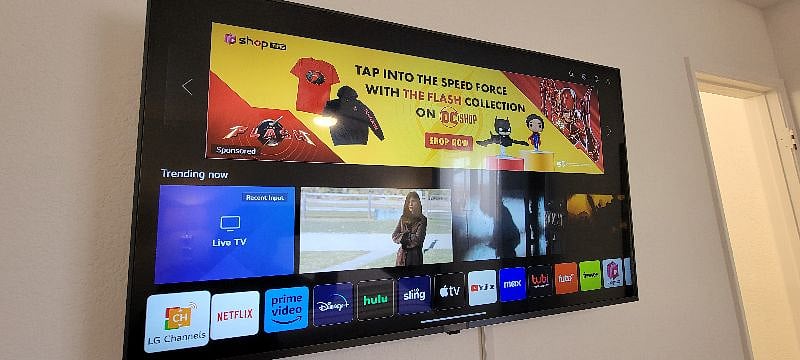 Smart TVs with Streaming Capabilities in Both Living Rooms and Main Bedroom