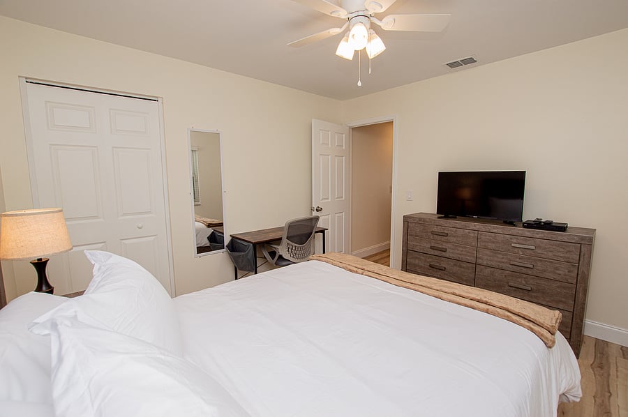 Furnished Finder property 553166_1 photo 25