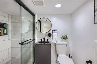 Modern bathroom with high end finishes
