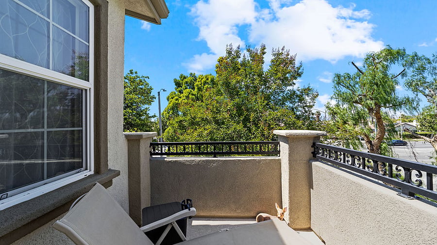 Upper corner balcony.  Privacy from neighbors.