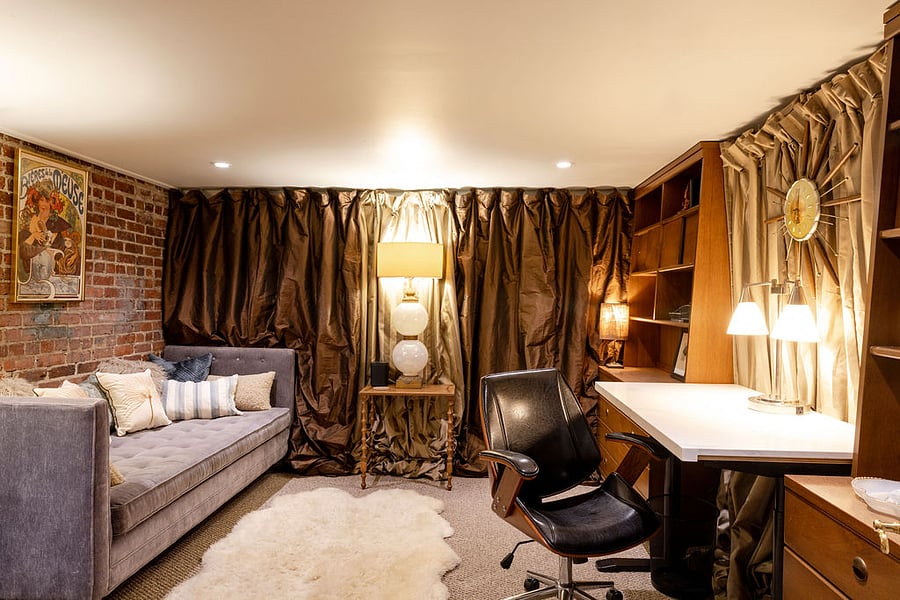 Flex Room with Desk and Daybed