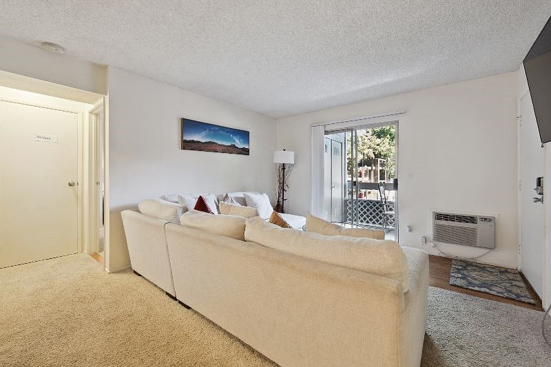 Furnished Finder property 553286_1 photo 5