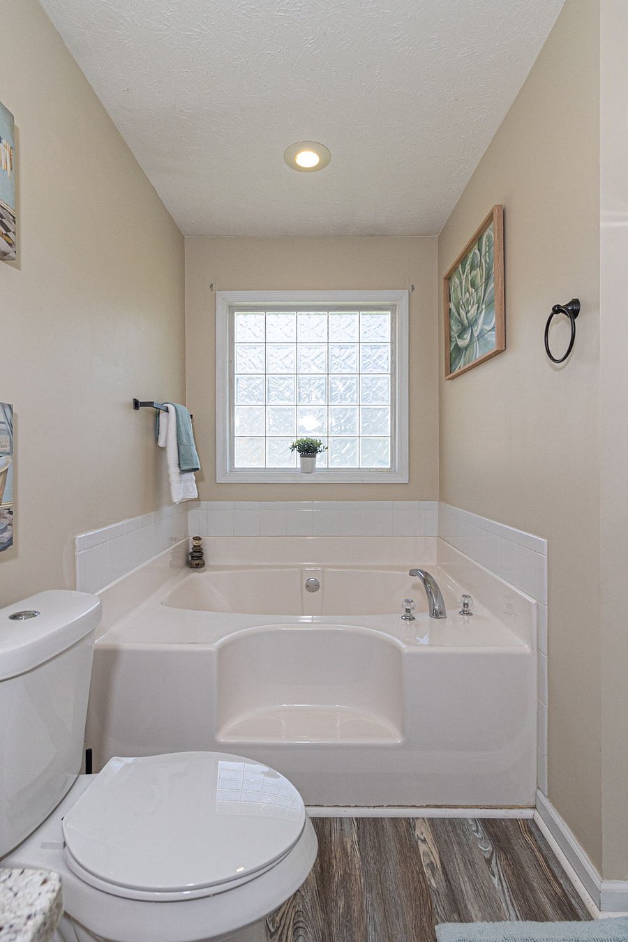 Furnished Finder property 553295_1 photo 34