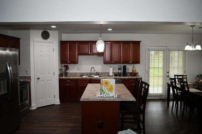 Furnished Finder property 553457_1 photo 1