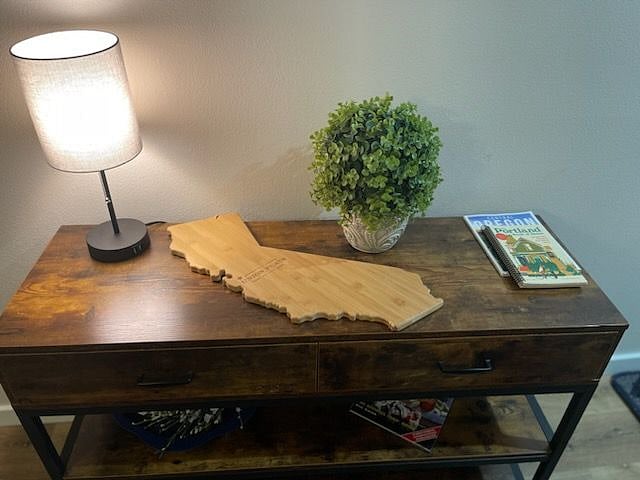 ENTRY TABLE