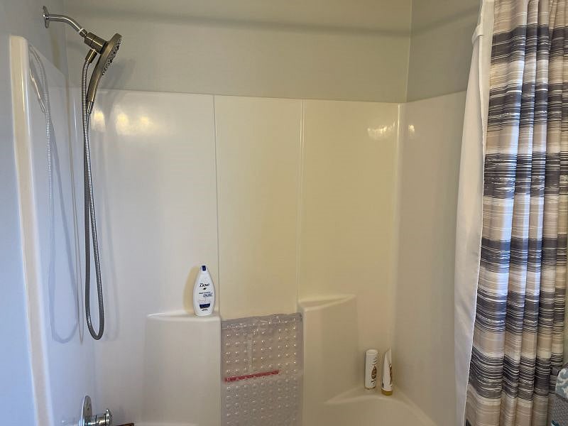 UPSTAIRS BATHROOM WITH HANDHELD SHOWER, NON SKID BATH MAT