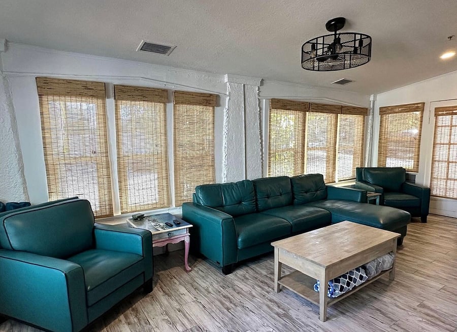 Furnished Finder property 553515_1 photo 12