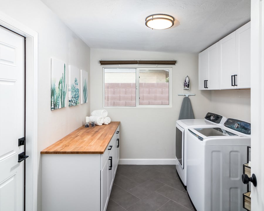 Laundry Room: Full-sized washer and dryer 
