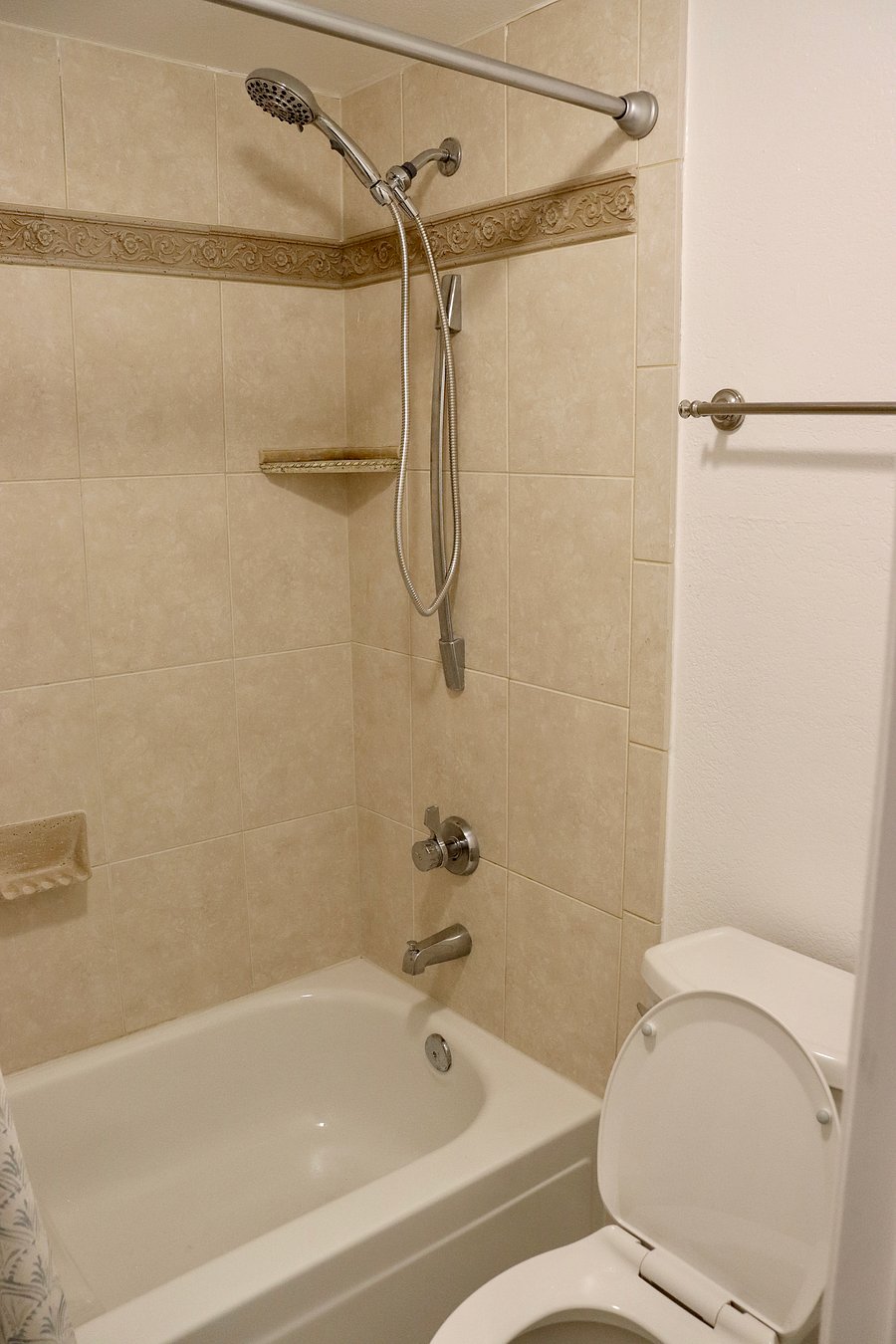 Furnished Finder property 553560_1 photo 10