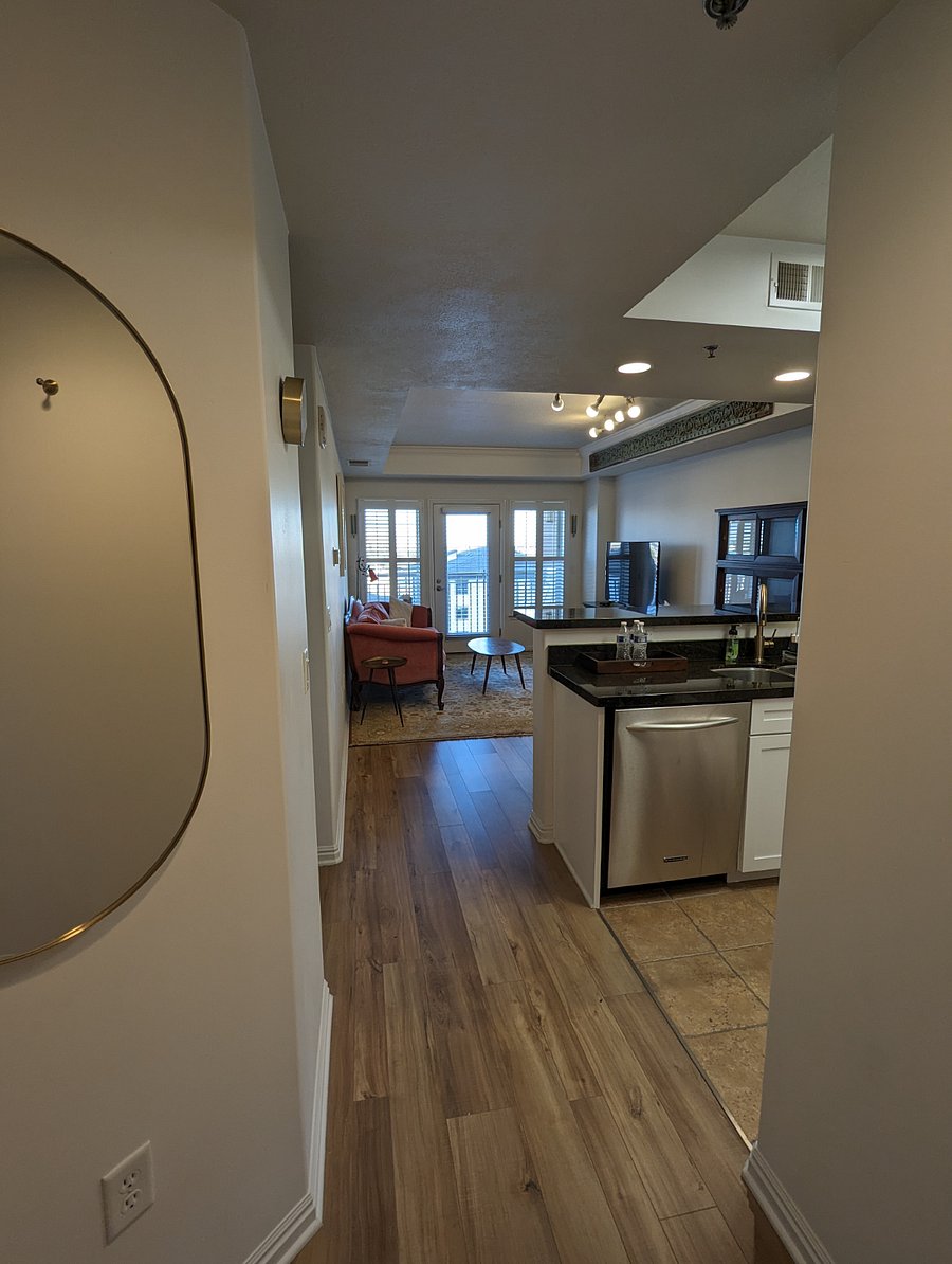 Furnished Finder property 553619_2 photo 3