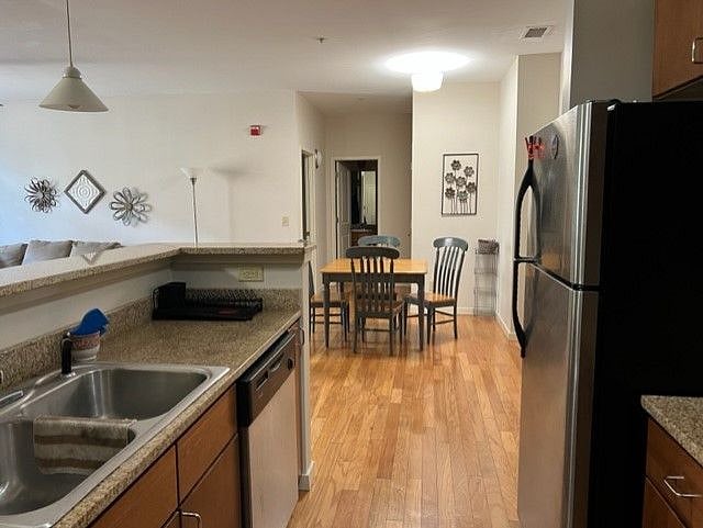 Furnished Finder property 553781_1 photo 8