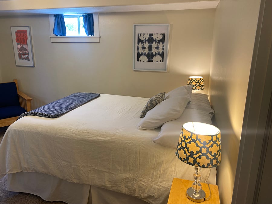 Queen bedroom 