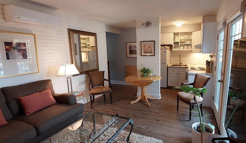 Furnished Finder property 553859_3 photo 5
