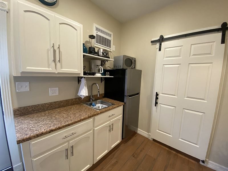 Furnished Finder property 553865_1 photo 5