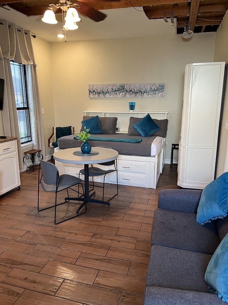 Furnished Finder property 553865_1 photo 1