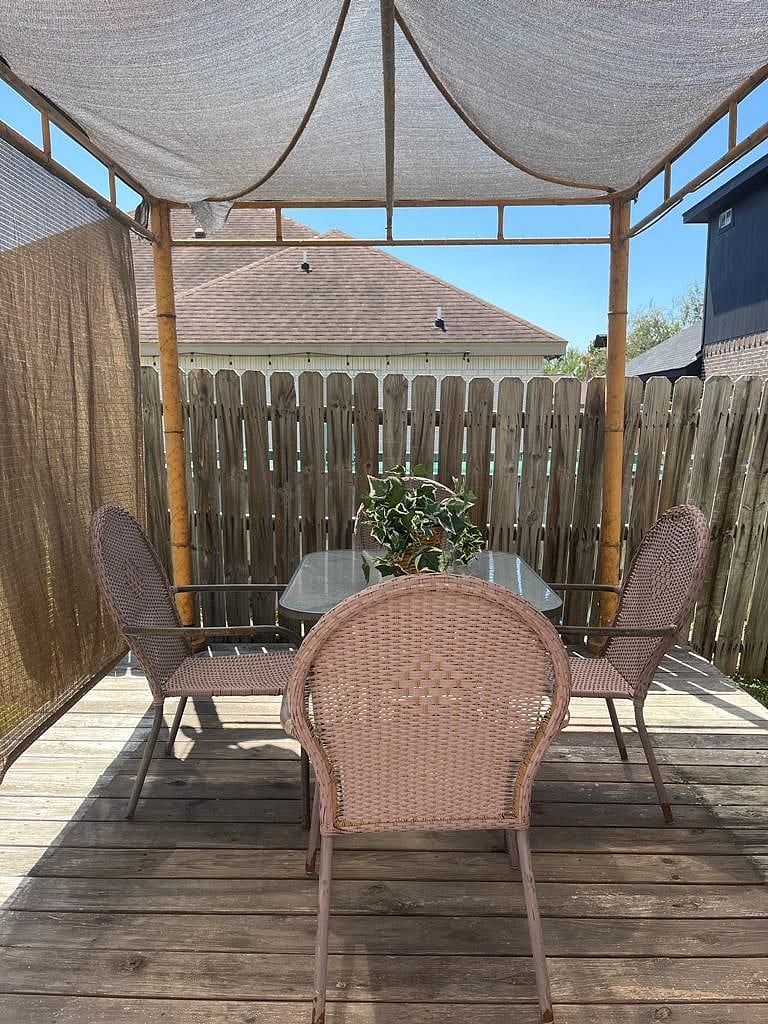 Furnished Finder property 553865_1 photo 6