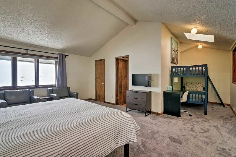 Bed 3- 2nd Floor