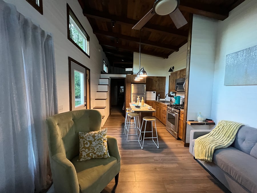 Furnished Finder property 553873_1 photo 1