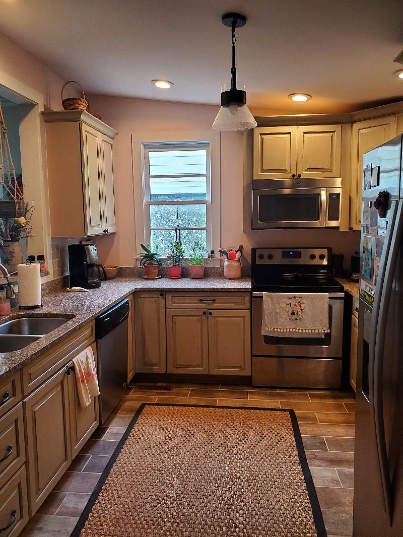 Furnished Finder property 553883_1 photo 7