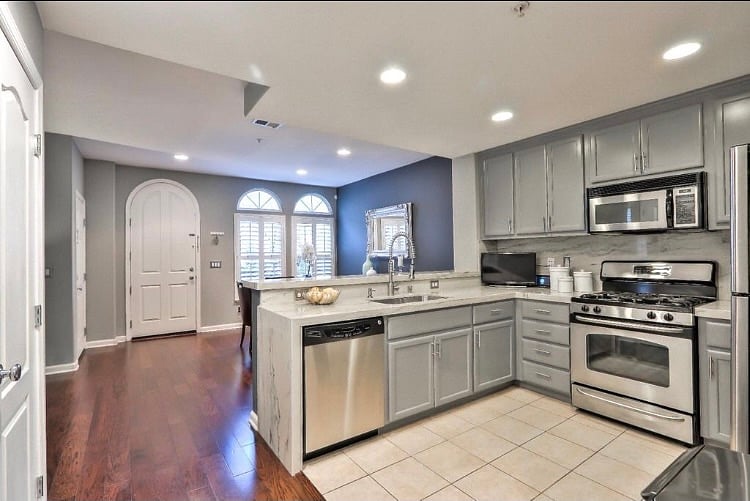 Furnished Finder property 553921_1 photo 3