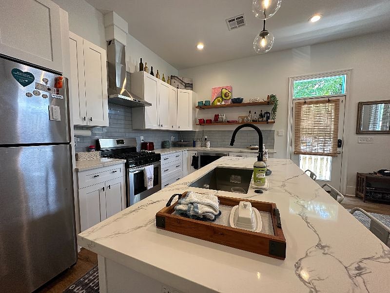 Furnished Finder property 553952_1 photo 4