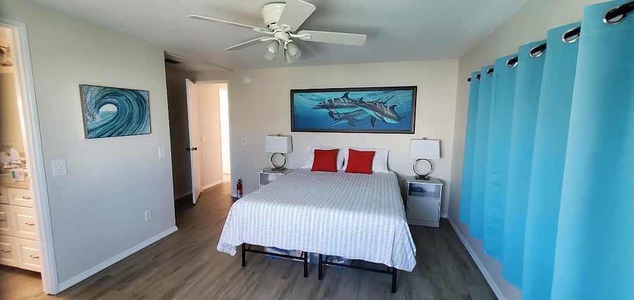 Ceiling fan light provides nice, cool slumber
