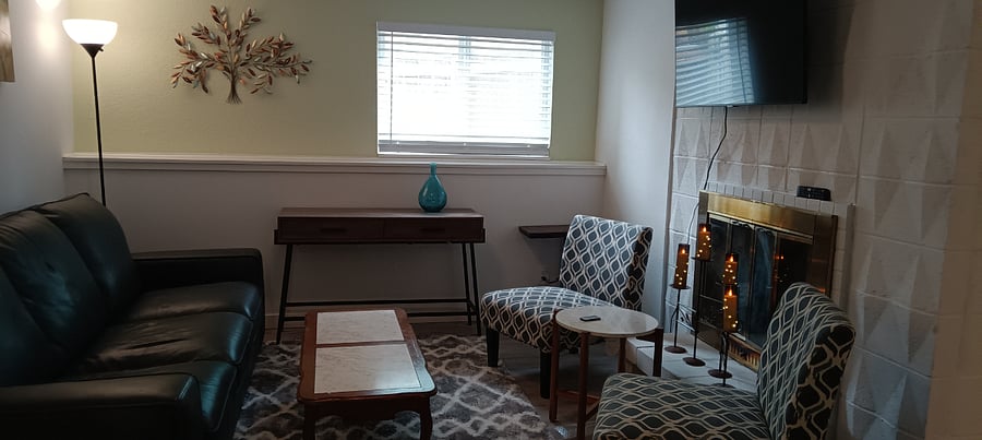 Furnished Finder property 554110_2 photo 1