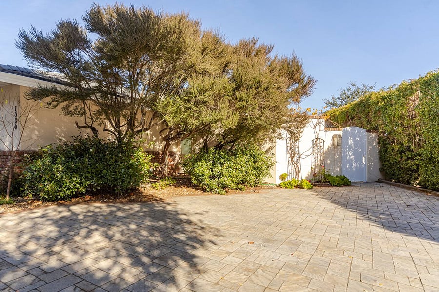 Furnished Finder property 554141_1 photo 25