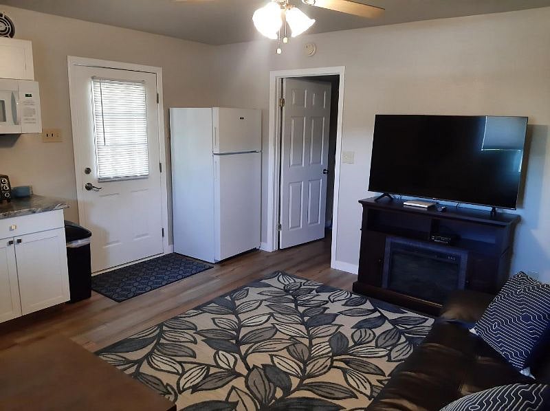 Furnished Finder property 554150_1 photo 6