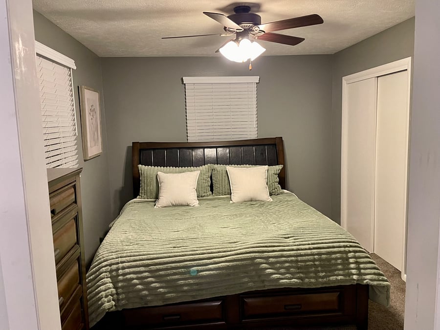 Master Bedroom w/ King Size Bed & 24" TV