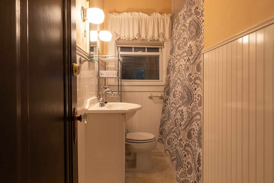 Upstairs bathroom with shower.